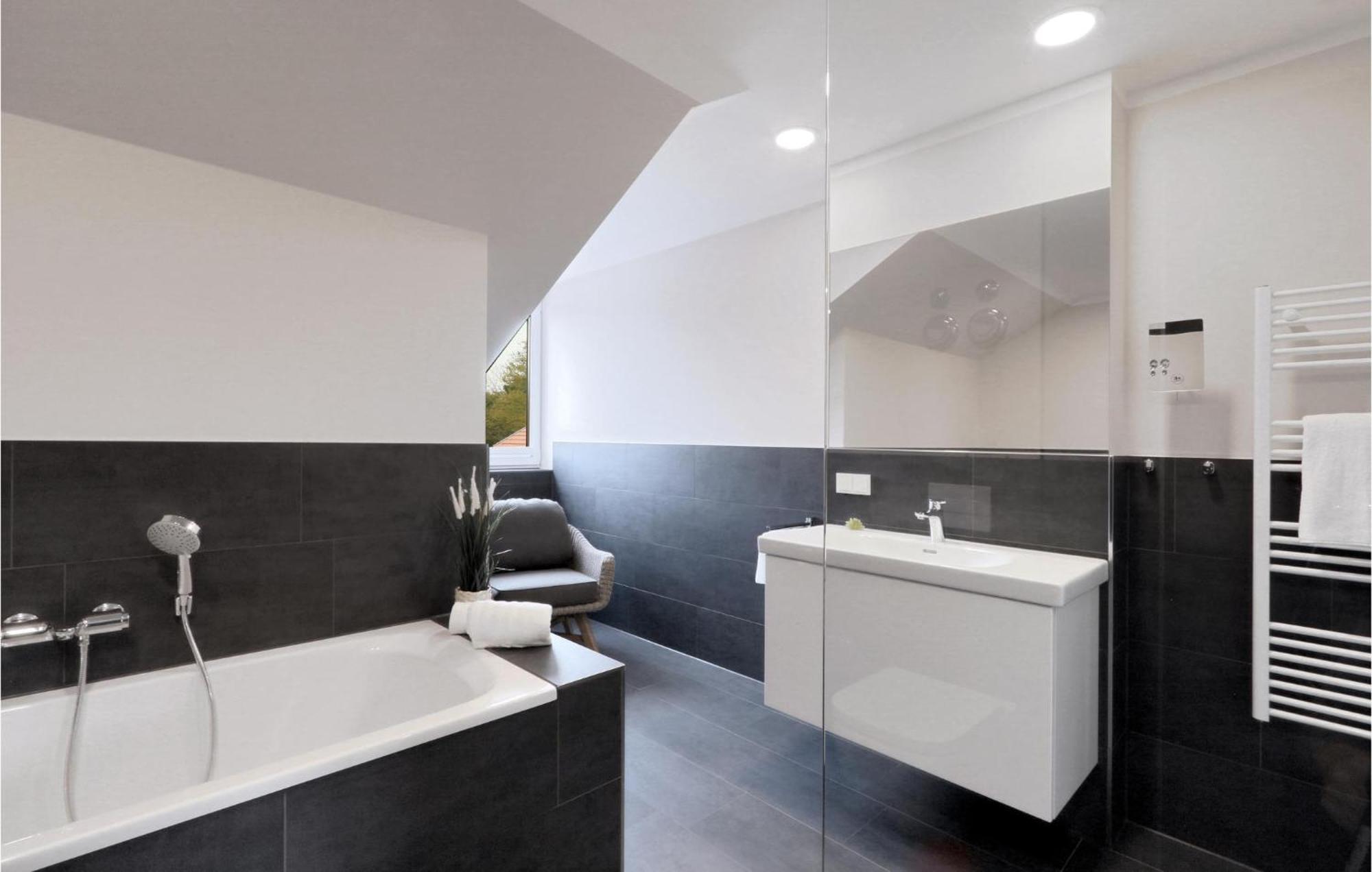 Baltischer Hof Apartment 68 บอลเทินฮาเกิน ภายนอก รูปภาพ